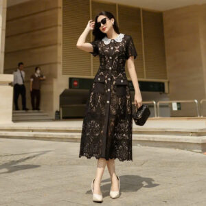 Đầm ren túi vuông Joyce