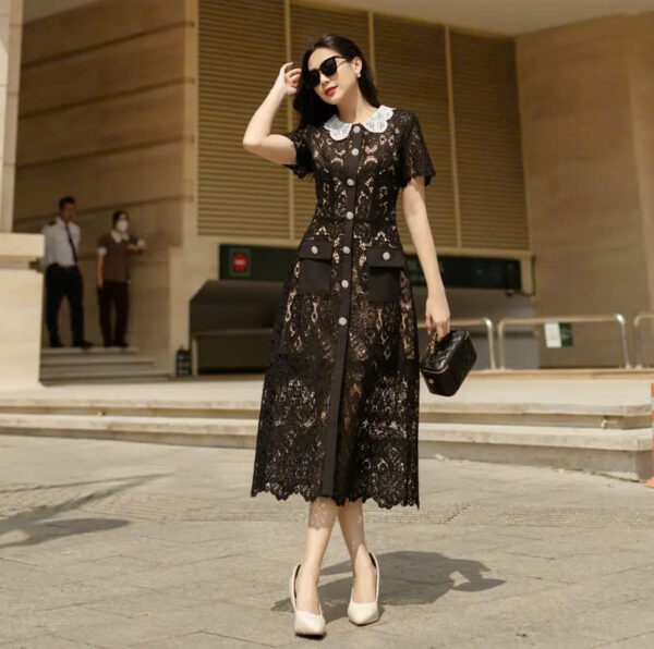 Đầm ren túi vuông Joyce