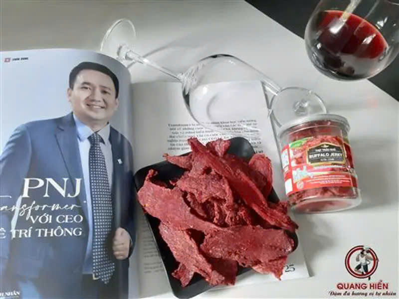 Thịt trâu khô Buffalo Jerky